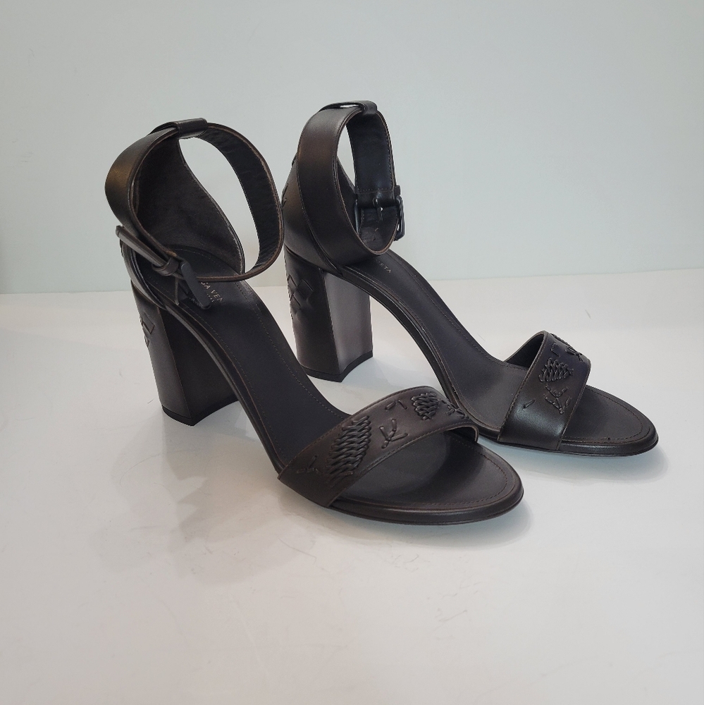 Bottega Veneta leather sandal pump block heel NIB 9.5 brown